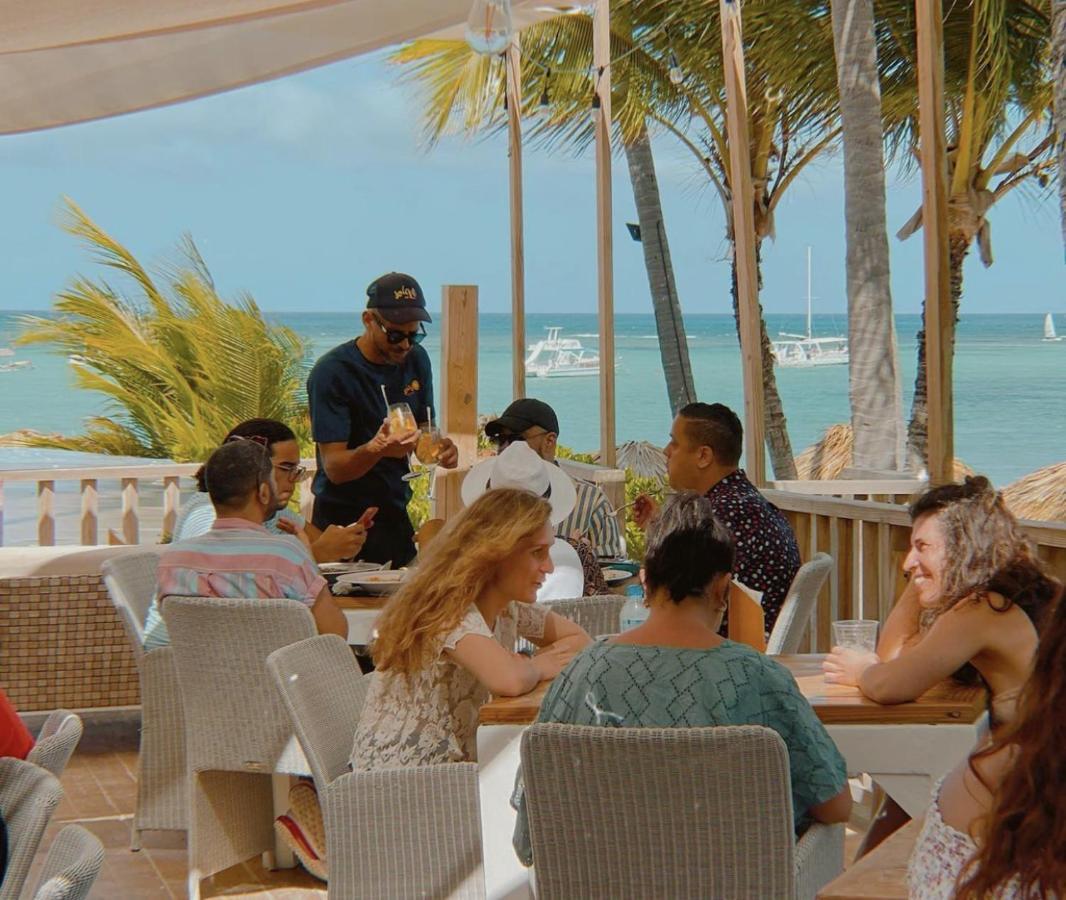 Sol Caribe Suites - Playa Los Corales - Beach Club, Wifi, Swimming Pool - Calle Aruba Punta Cana Zewnętrze zdjęcie